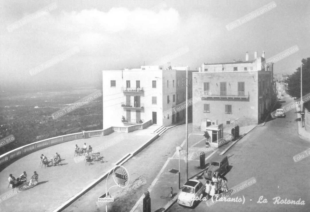 Dimora Storica Alla Rotonda モットラ エクステリア 写真